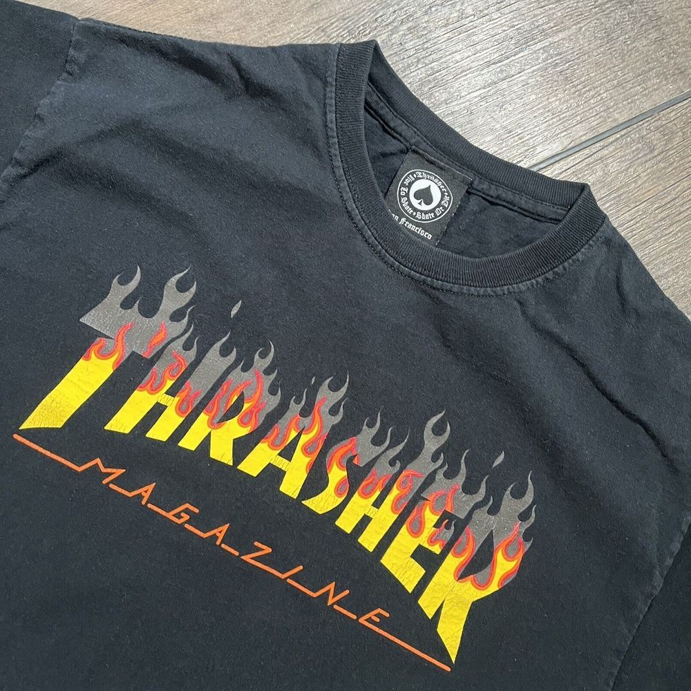 Thrasher Magazine Tshirt Medium Black Fire Logo Print Skater Shirt Music Tee